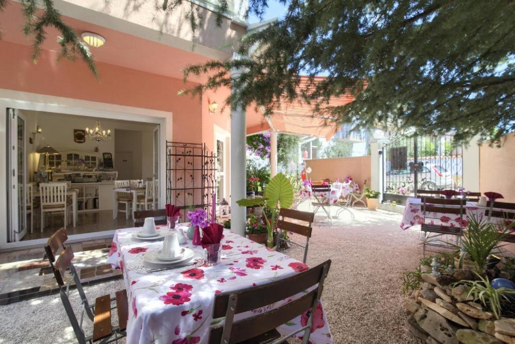 Hotel Villa Vera 2 Fažana Exteriér fotografie