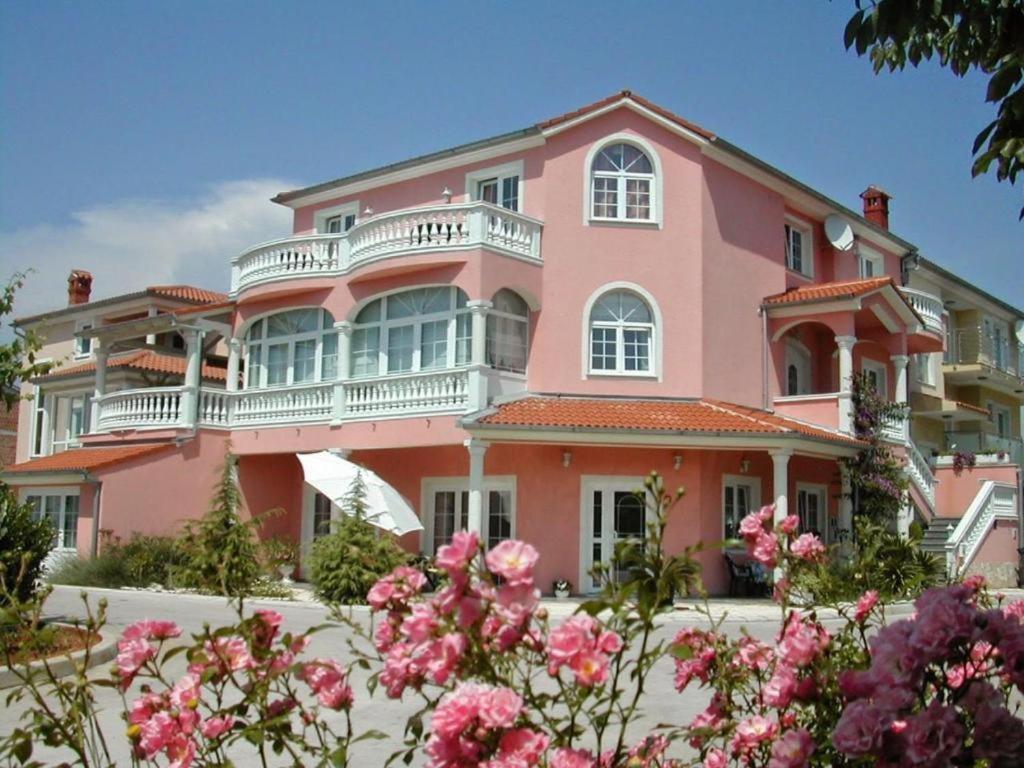 Hotel Villa Vera 2 Fažana Exteriér fotografie